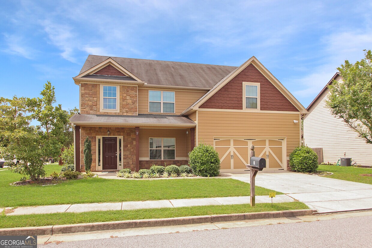 Foto principal - 2 Lynnfield Dr