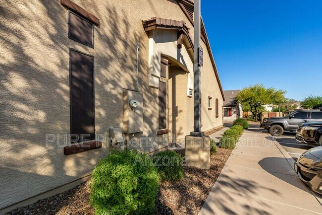 Foto del edificio - 2725 E Mine Creek Rd