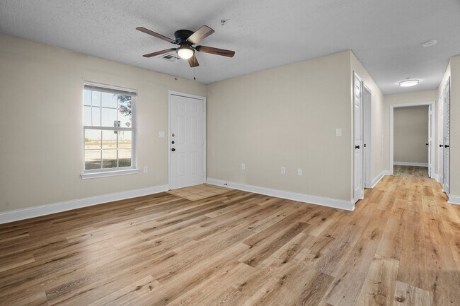 Foto del edificio - Valley Creek Apartments