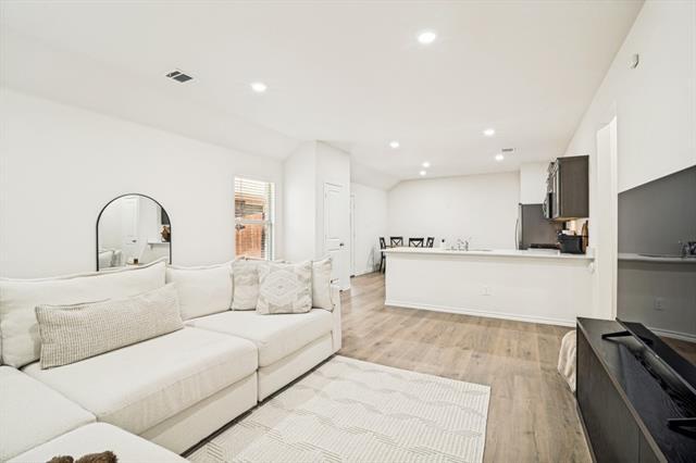 Foto del edificio - 609 Nature Stroll Rd