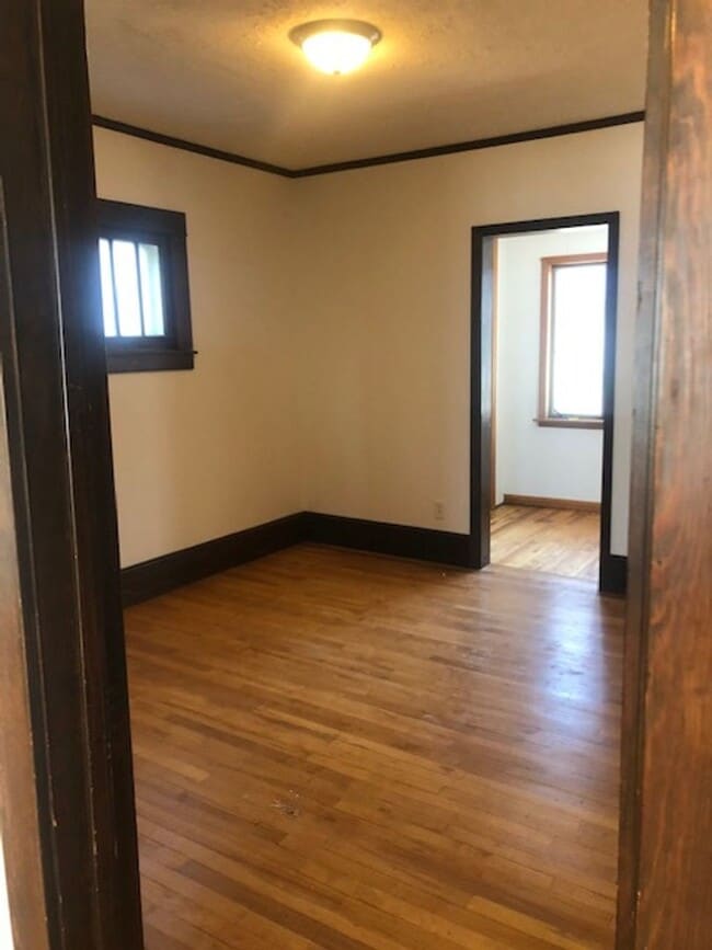 Foto del edificio - 311 N Dewey St