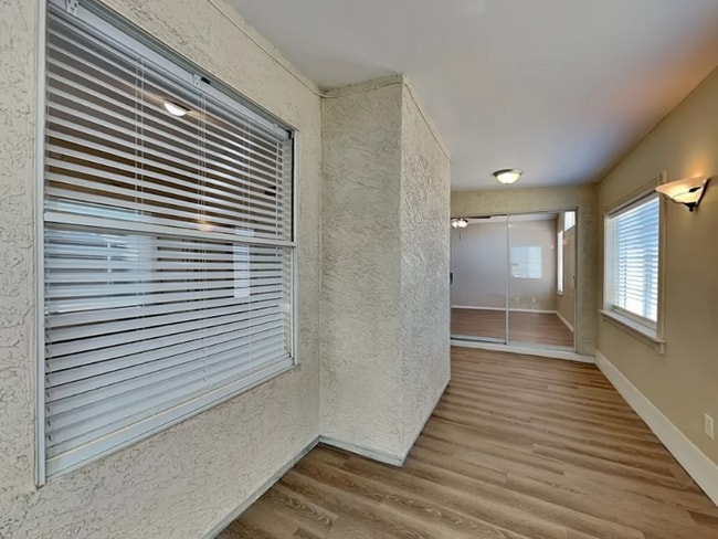Foto del edificio - 7208 E Carol Ave