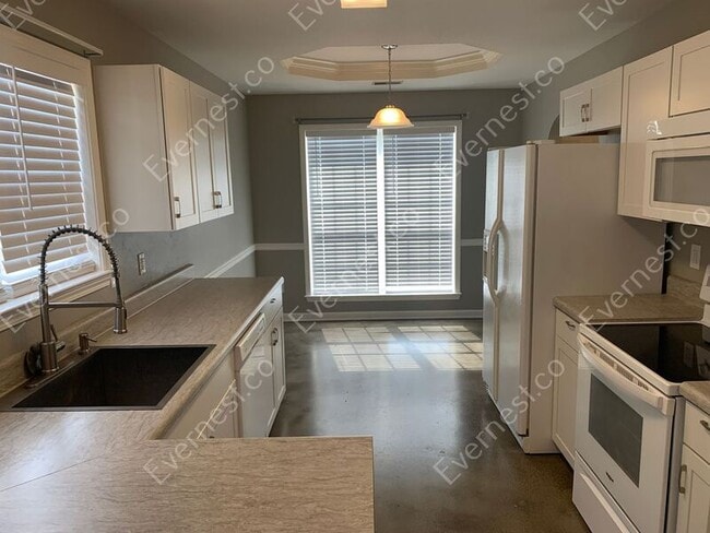 Building Photo - 2032 Chandalar Ct