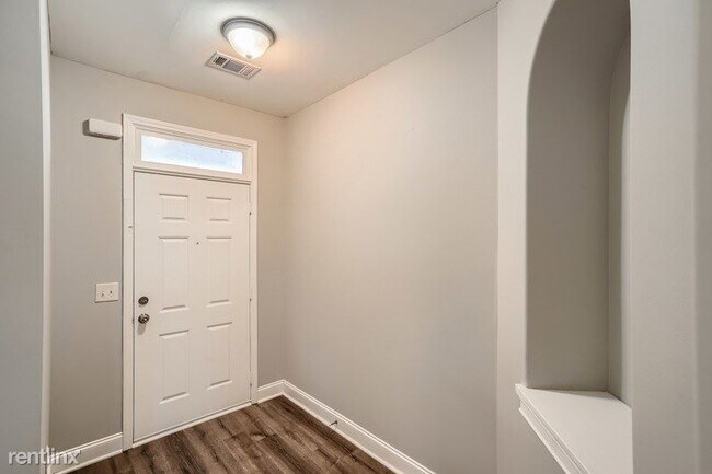 Foto del edificio - 3 br, 2.5 bath House - 2070 Lily Valley Dr...