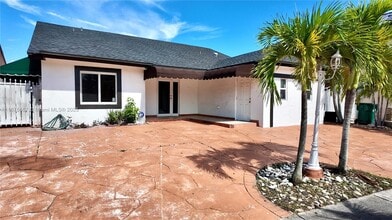 Building Photo - 5805 SW 155th Ct