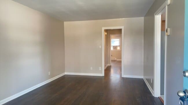 Foto del edificio - Awesome 2BR/1Bathroom Apartment in popular LAKEWOOD near Duke University!