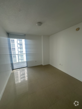 Building Photo - 1050 Brickell Ave