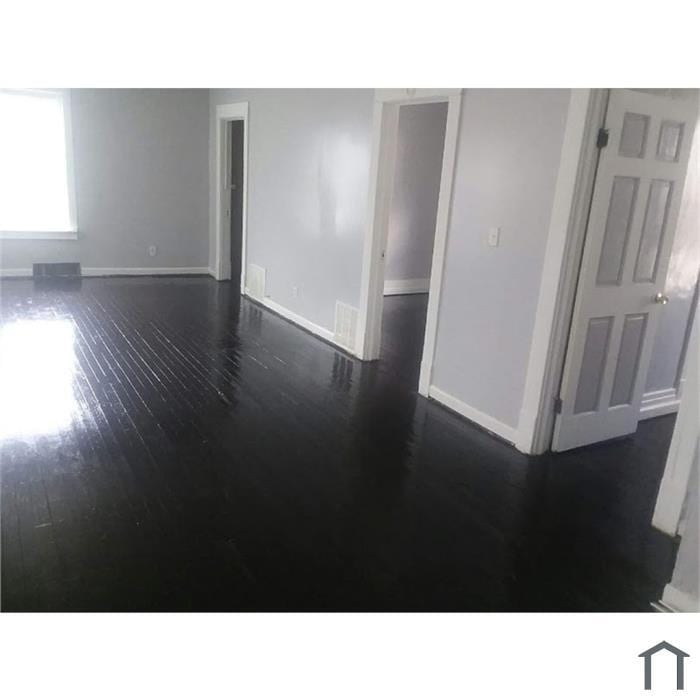 Foto del edificio - 133 Phyllis Ave