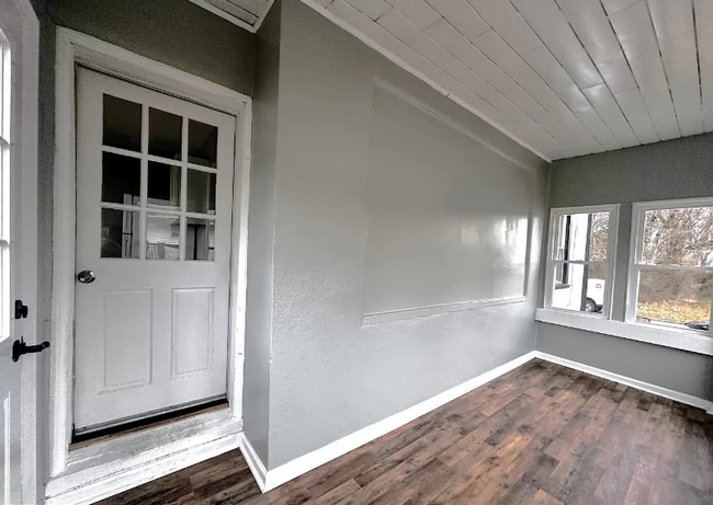 Photo - 308 Walnut Ave Apartment