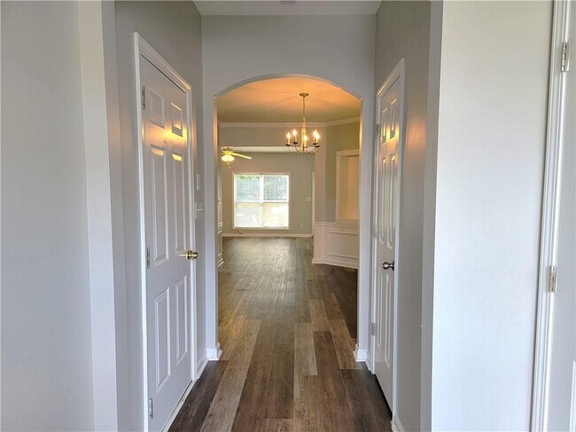Building Photo - 2170 Executive Dr