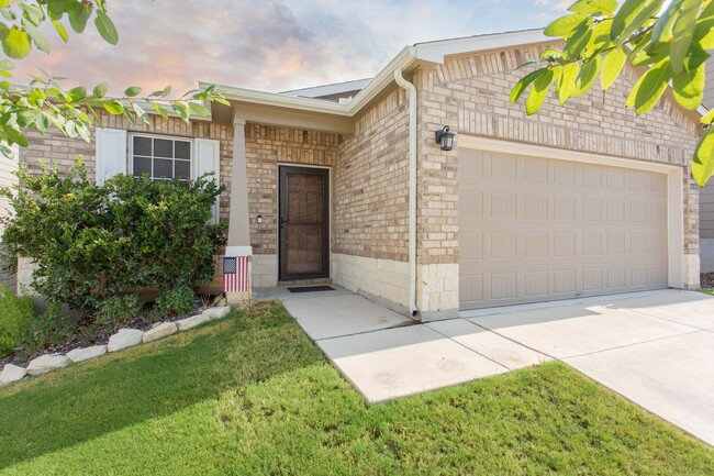 Building Photo - Beautiful Alamo Ranch Rental Home Availabl...