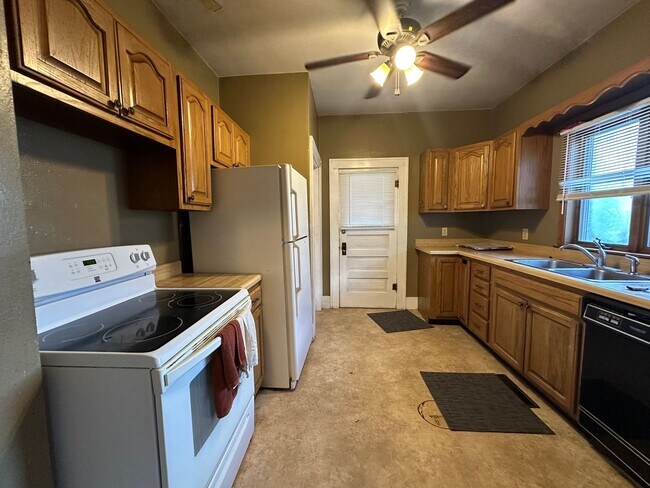 Foto del edificio - 2 bedroom house Rockwell City $750