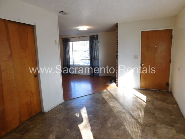 Foto del edificio - 3 br, 1 bath House - 4008 32nd Street
