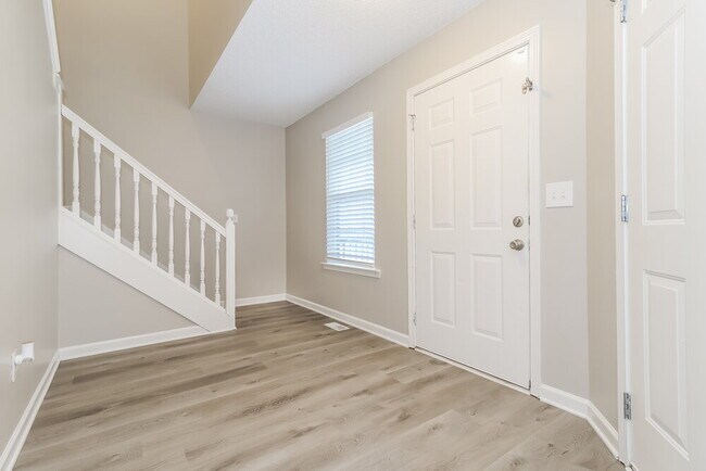 Building Photo - 69 Middlebrook Dr