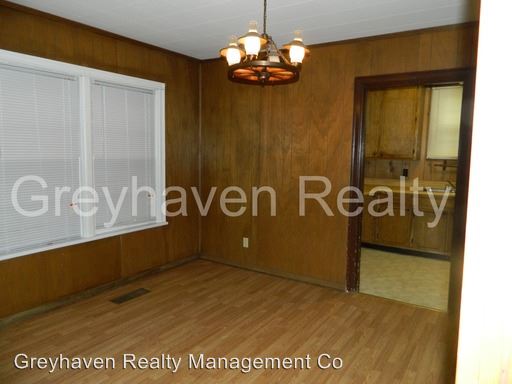 Building Photo - 4707 Montview Dr