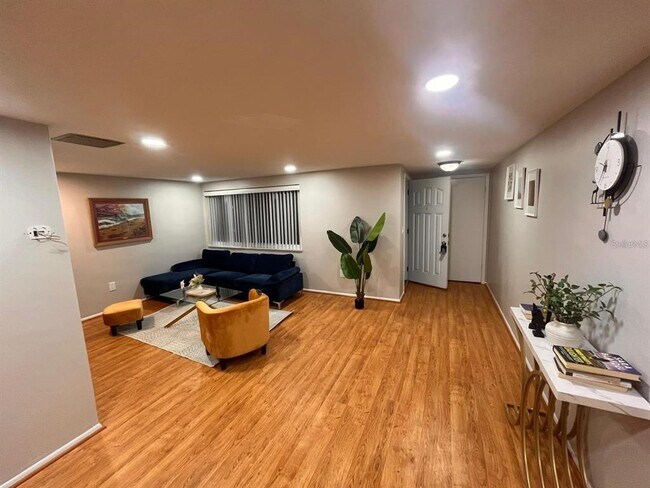 Foto del edificio - 3704 Haven Dr