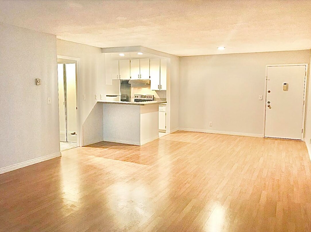 8650 Gulana Ave Unit L2163, Playa Del Rey, CA 90293 Condo for Rent in Playa Del Rey, CA