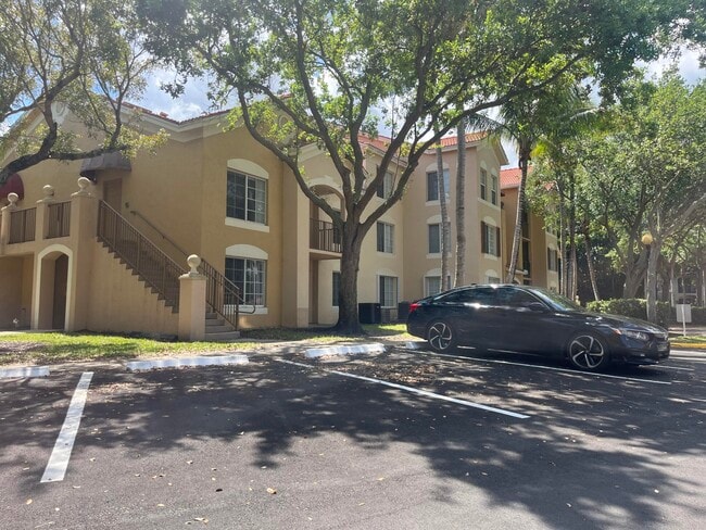 Building Photo - 4271 San Marino Blvd