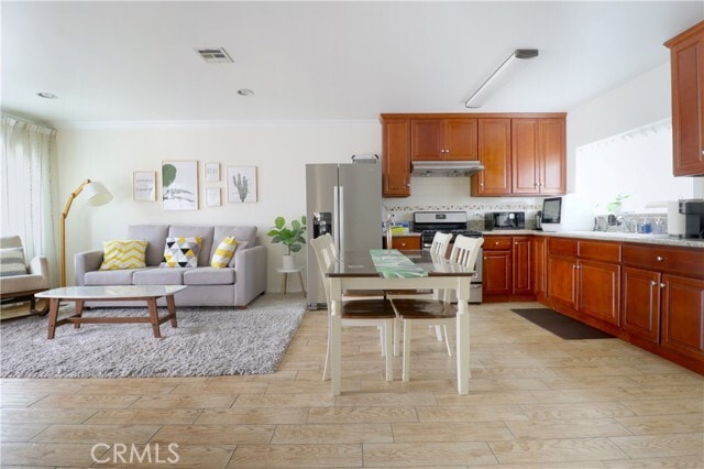 Building Photo - 3457 E Del Mar Blvd