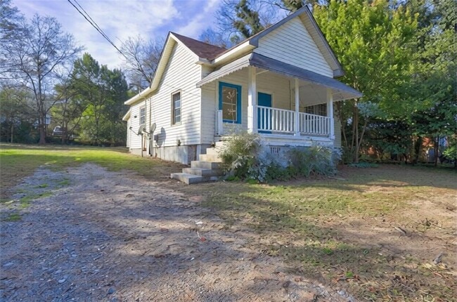 Building Photo - 760 Magnolia Dr