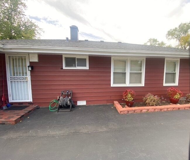 Building Photo - 23 W 143rd St