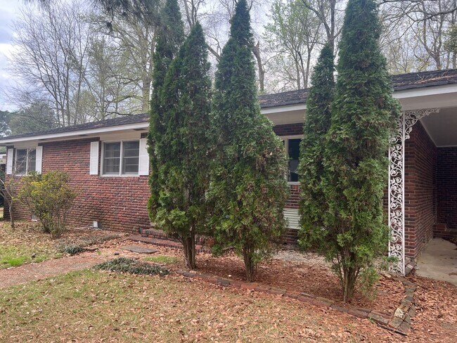 Foto del edificio - 3 bed/2 bath