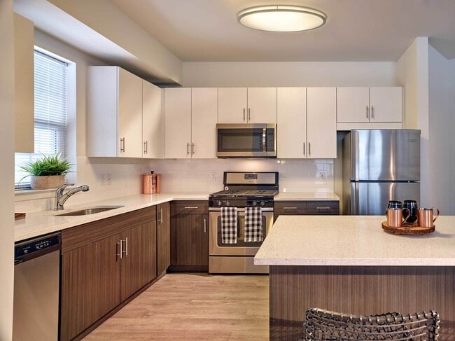 Interior Photo - Southgate Middletown