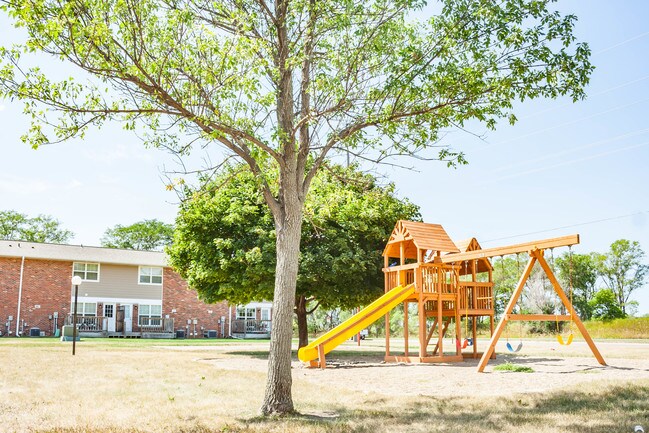 Área de juegos infantiles - Palace Apartments & Townhomes
