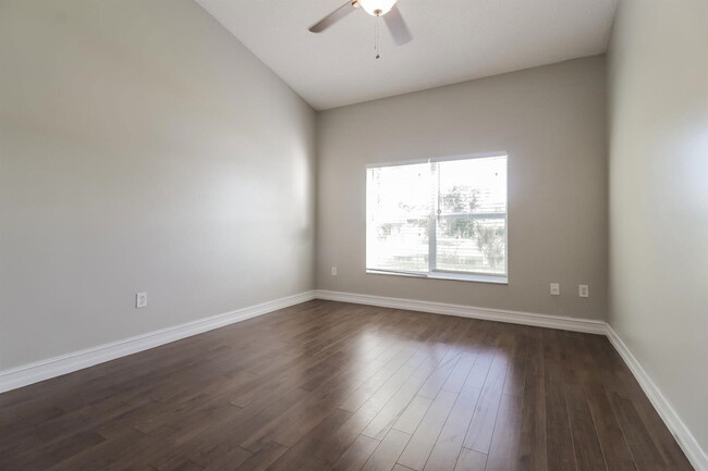 Foto del edificio - 13010 SW 19th Dr