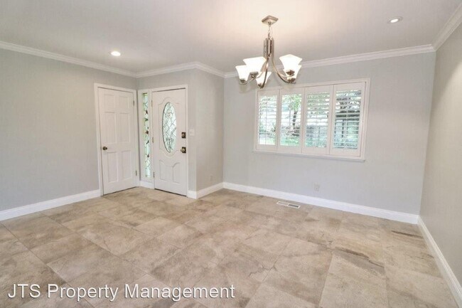 Building Photo - 3 br, 3 bath House - 3561 Ridgeview Drive