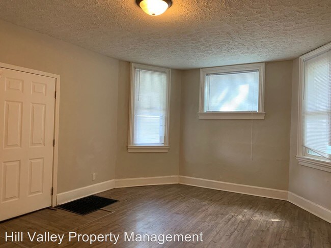 Foto del edificio - 2 br, 2 bath Apartment - 1121 S 7th St