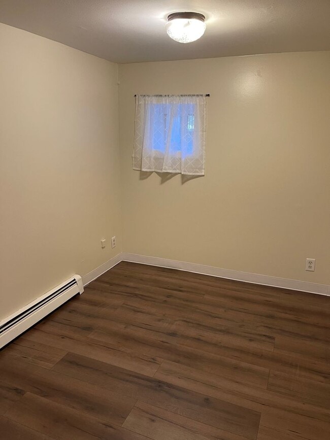 Building Photo - 17 Liberty St WH