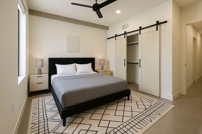 Foto del edificio - 400 S Main St