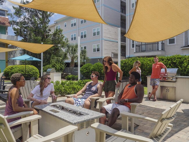 Foto del edificio - Courtyards Student Apartments