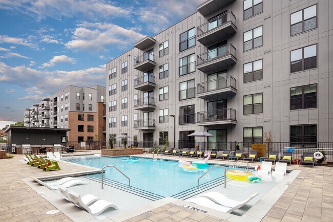 Apartamentos Broadstone Pullman — foto de la comunidad - Broadstone Pullman