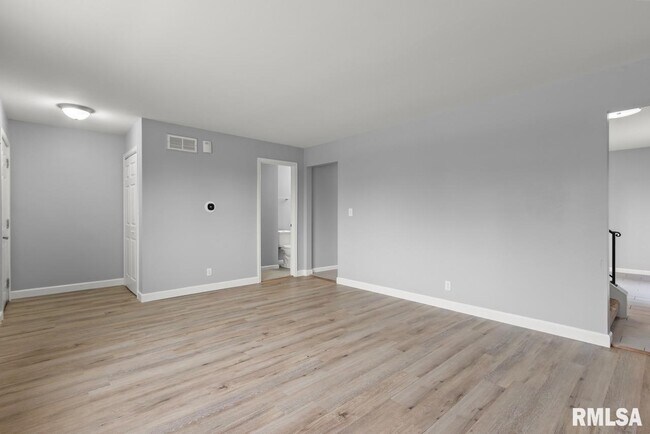 Foto del edificio - 2022 W Glen Ave