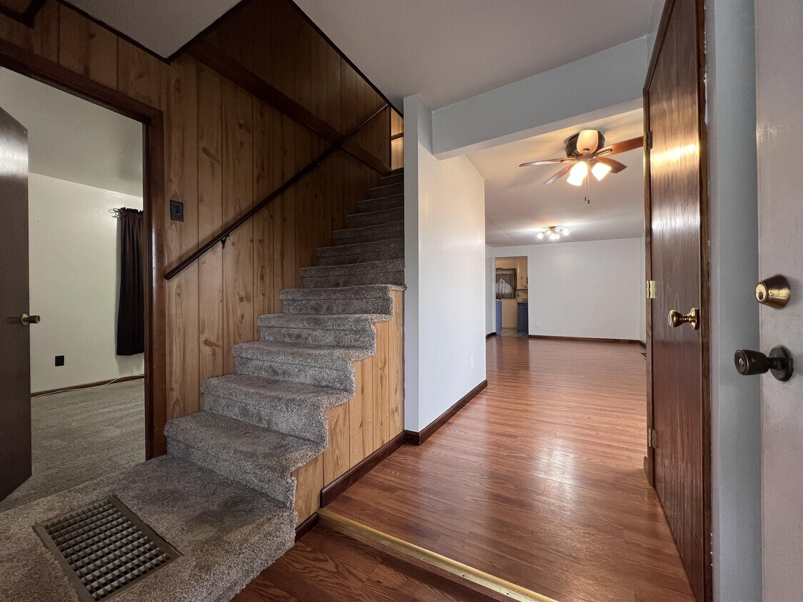 Foto principal - 152 8th St