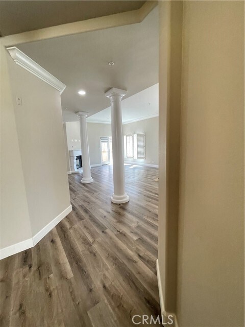 Building Photo - 57 Plaza Brisas