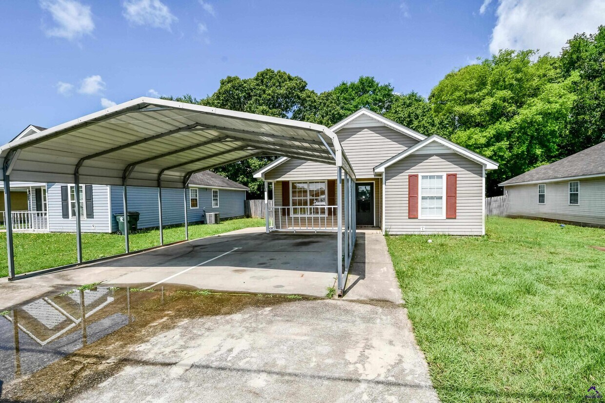 Primary Photo - 295 Johnson Rd