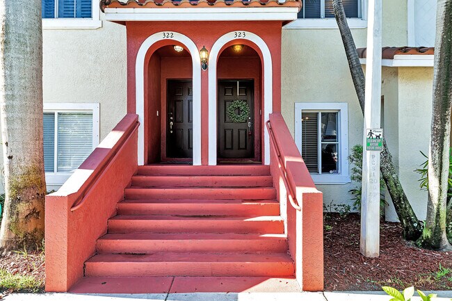 Building Photo - 323 Bayfront Dr