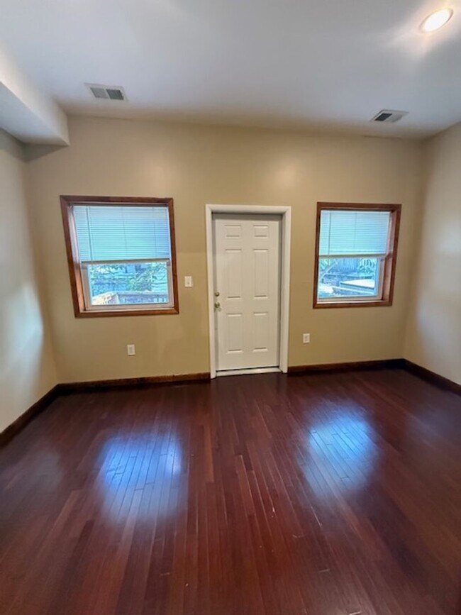 Foto del edificio - Terrific 2 bedroom in Graduate Hospital