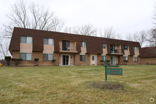 Building Photo - Stenwick Manor