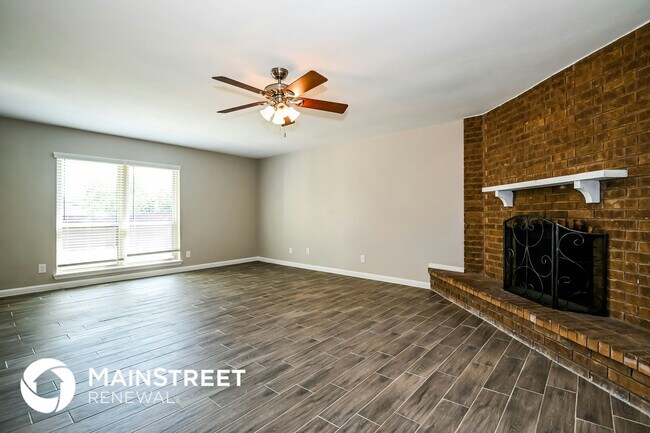 Foto del edificio - 308 Rockcrest Dr