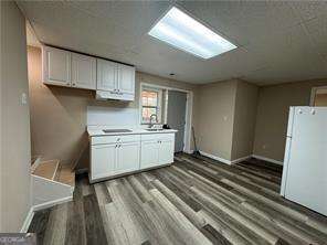 Foto del edificio - 5971 Robin Hood Ln