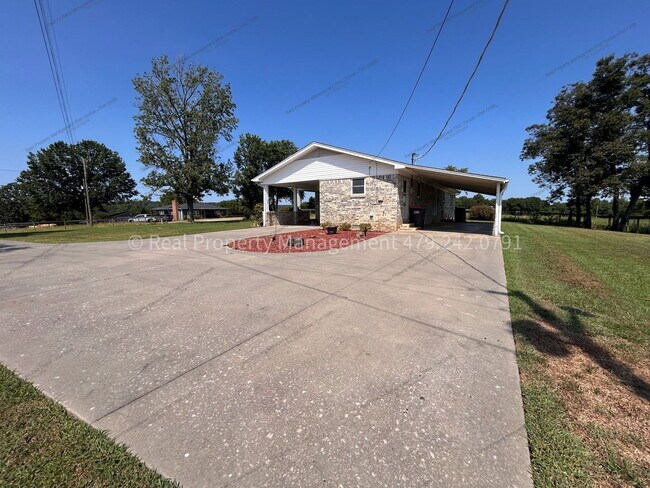 Foto del edificio - 4314 Palestine Rd