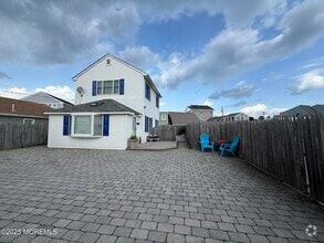 Building Photo - 62A Inlet Dr