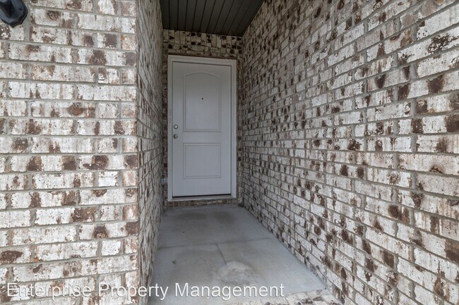 Foto del edificio - 3 br, 2 bath House - 406 E Stone Creek Rd