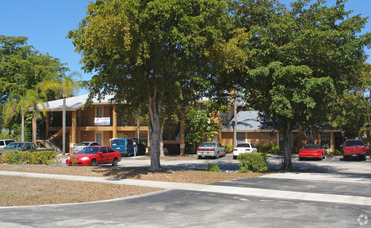 Building Photo - Boca Heights Apartments