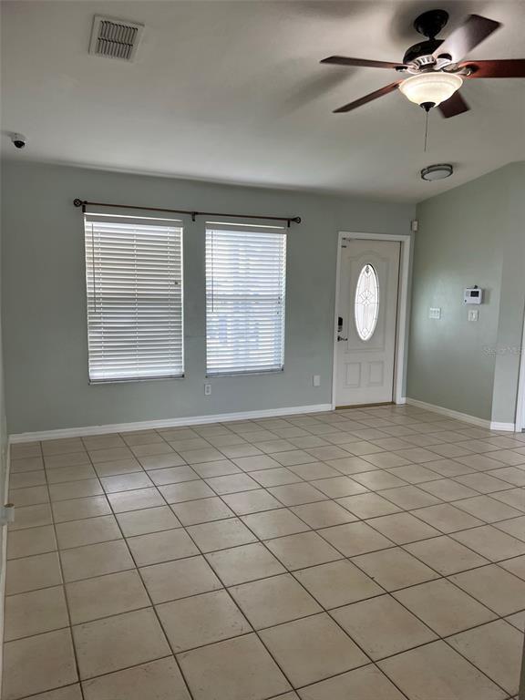 Foto del edificio - 421 Tropicana Pkwy E