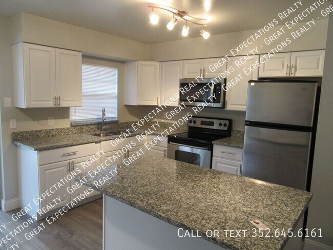 Foto del edificio - 1309 NE 20th St